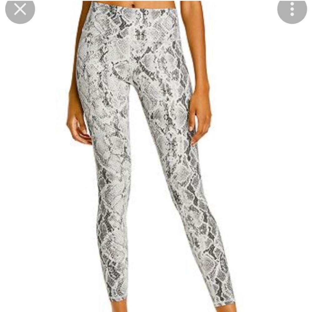 ALO Vapor snakeskin legging